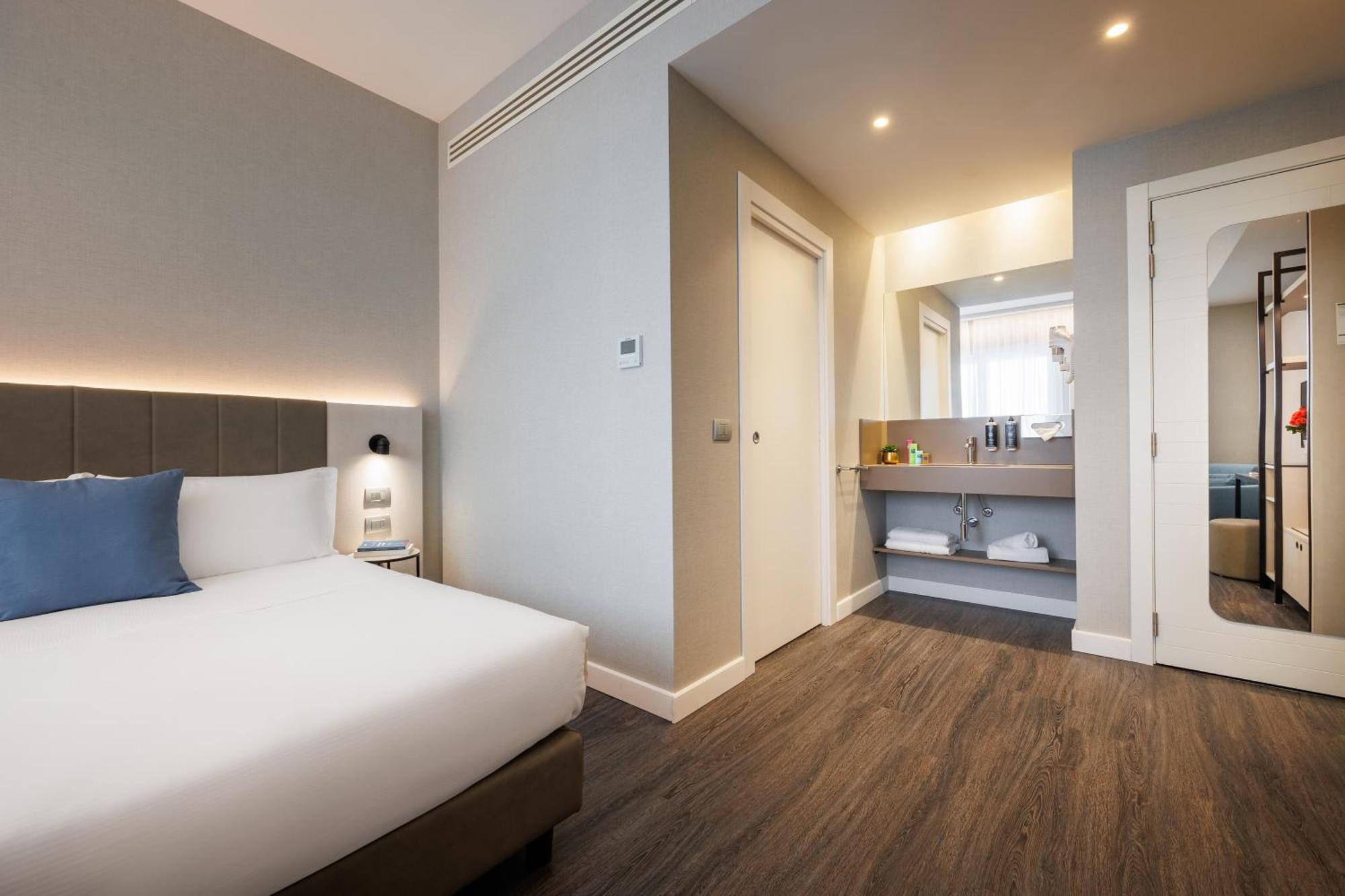 Ih Hotels Milano Centrale Ngoại thất bức ảnh
