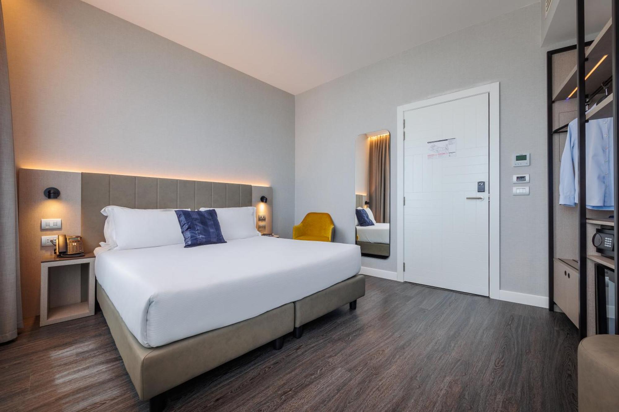 Ih Hotels Milano Centrale Ngoại thất bức ảnh