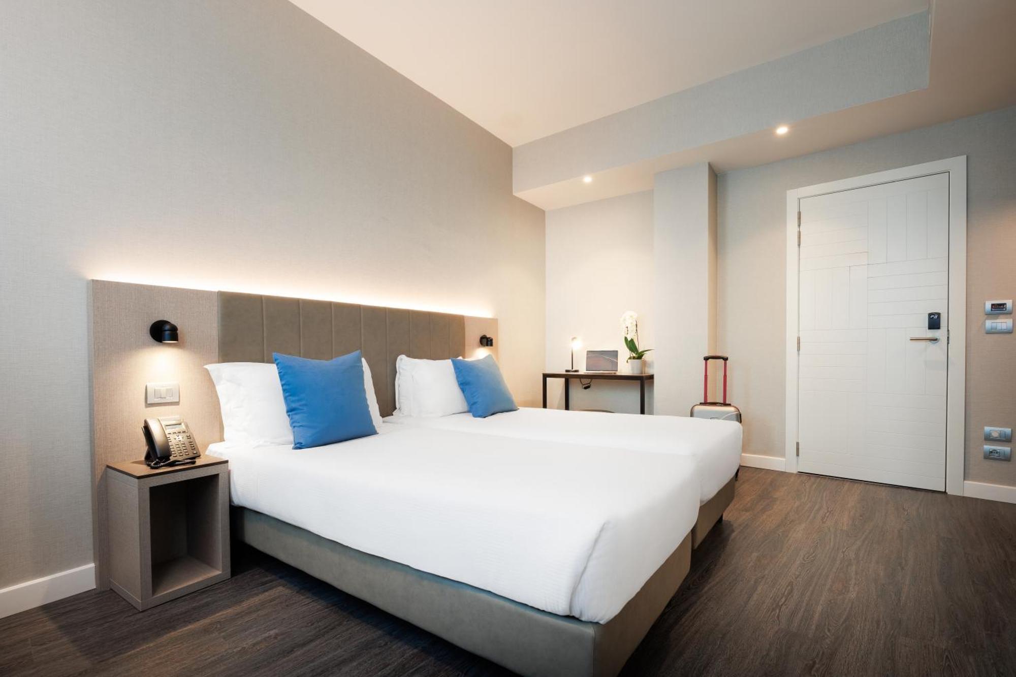 Ih Hotels Milano Centrale Ngoại thất bức ảnh