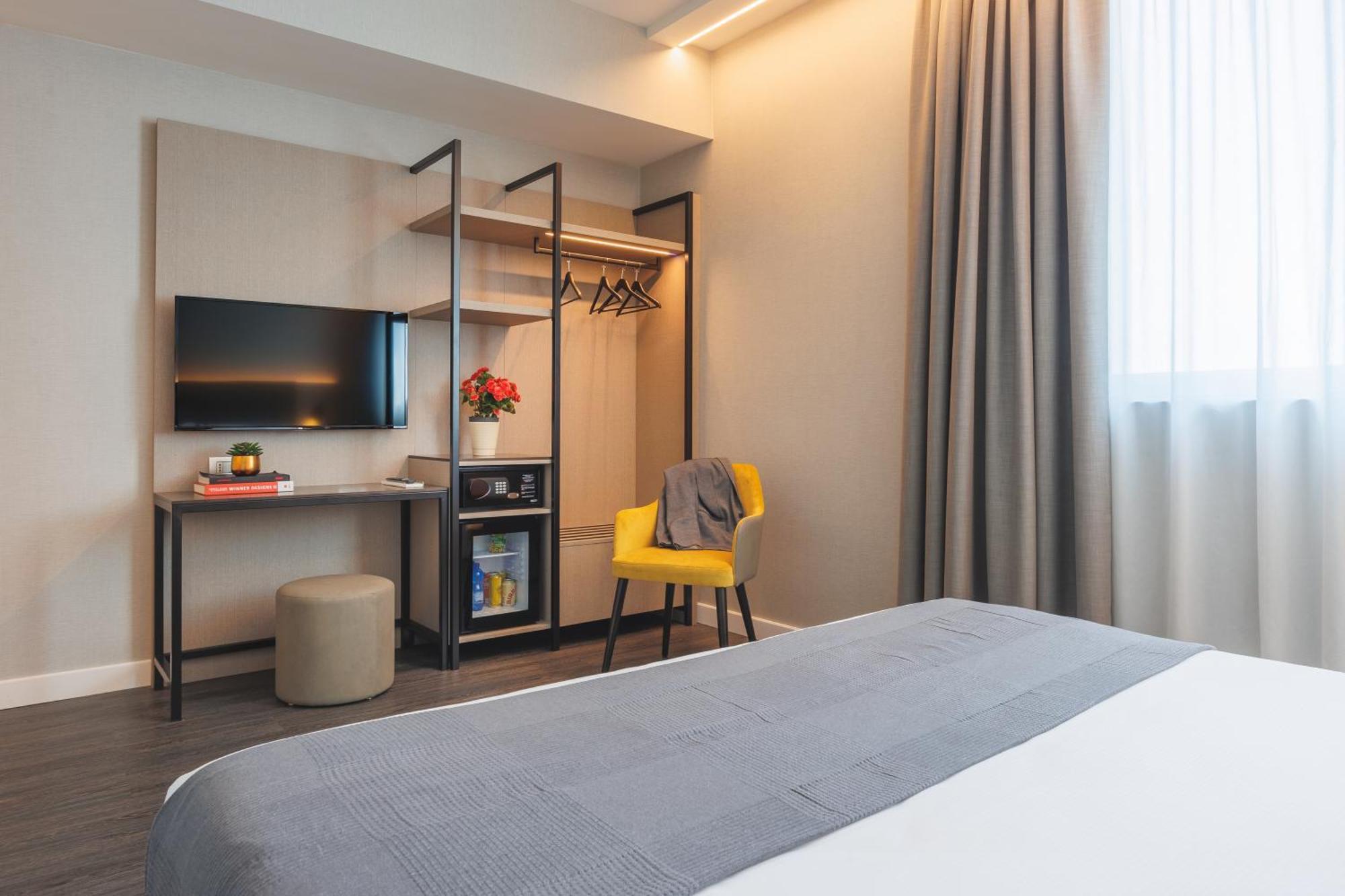 Ih Hotels Milano Centrale Ngoại thất bức ảnh