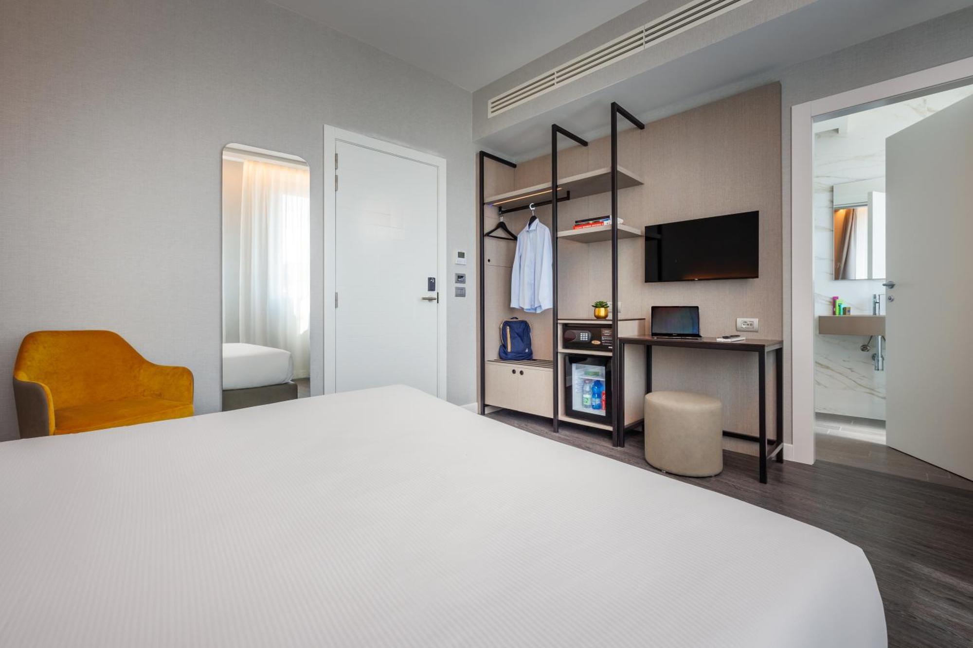 Ih Hotels Milano Centrale Ngoại thất bức ảnh