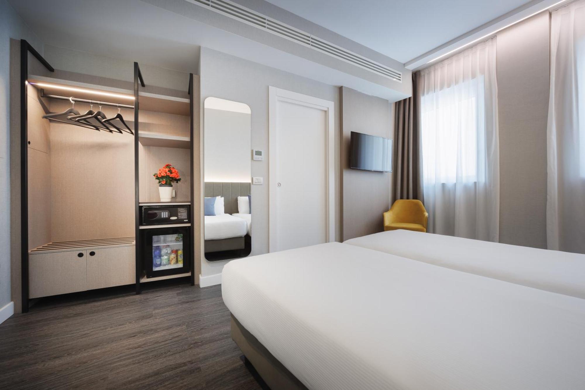 Ih Hotels Milano Centrale Ngoại thất bức ảnh