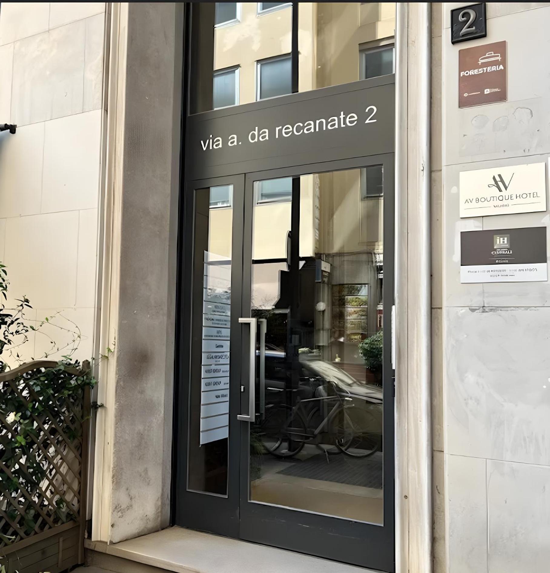 Ih Hotels Milano Centrale Ngoại thất bức ảnh
